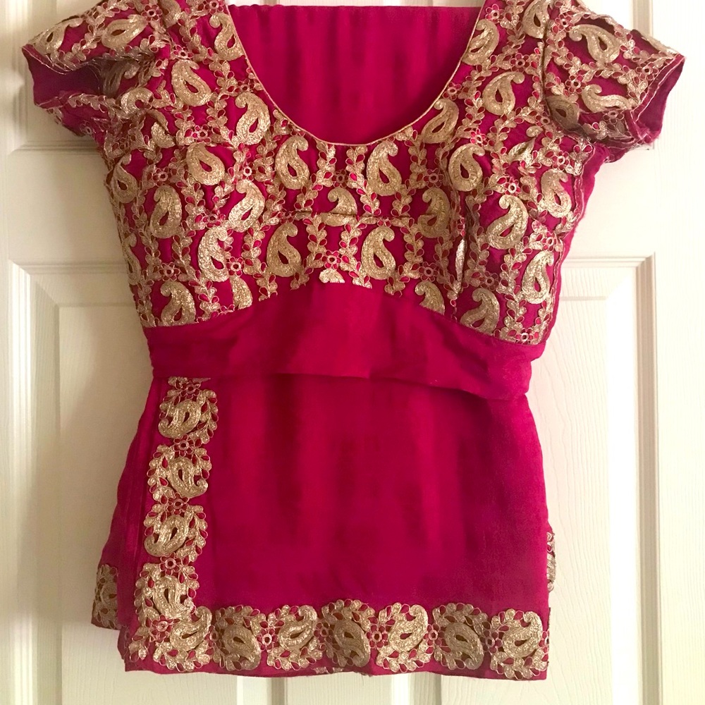 Saree with stitched blouse and gold border